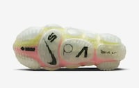 Fully Recyclable Sneaker Styles Image 5