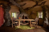 Filmic Swamp Accommodations Image 4