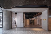 Traditional Store Interior Designs Image 1