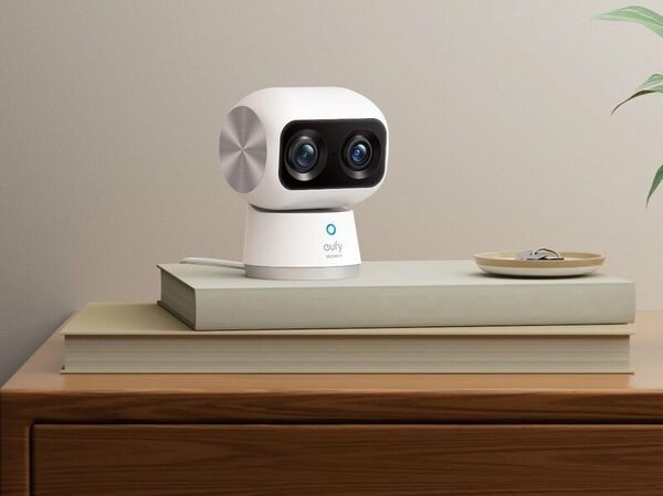 Dual-Lens UHD Security Cameras : eufy Security Indoor Cam S350