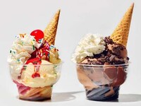 Strawberry Shortcake Sundaes
