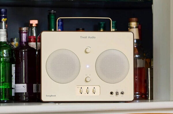 Nostalgic Streaming Speakers