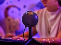Spherical Streaming Gamer Microphones Image 1