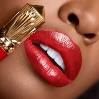 Stiletto-Like Luxury Lipsticks Image 2
