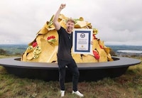 Record-Breaking Cheese Pulls Image 2