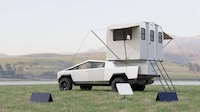 Lightweight Folding Vehicle Pods
