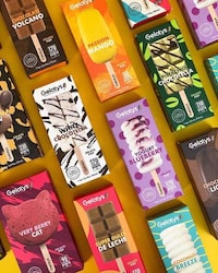 Novelty Gelato Pops Image 1
