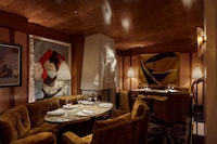 Salon-Like Dining Experiences Image 3