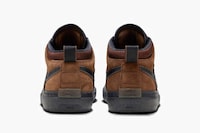 Skateboarder-Approved Sneakers Image 4