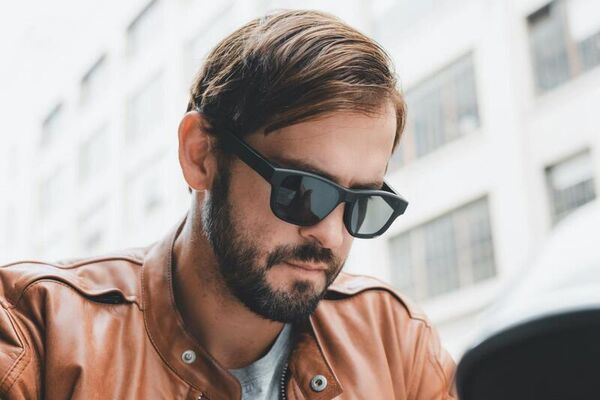 AR-Integrated Motorcycle Eyewear