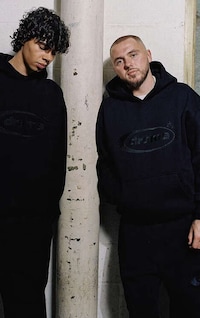 Graphic-Centric Minimal Streetwear Image 3