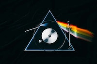 Album-Inspired Turntables Image 3