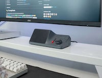 AI-Powered Desktop Audio Docks Image 2