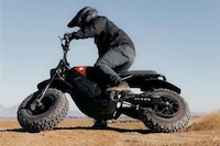 Beefy Off-Road Electric Motorcycles Image 3