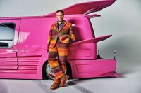 Actor-Starring Collaborative Fashion Image 4