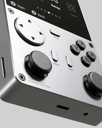 Industrial Handheld Gaming Consoles Image 5