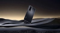 Ultra-Slim Folding Smartphones Image 2