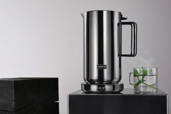 Minimal Metallic Stealthy Kettles