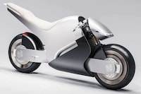 60s-Inspired Electric Superbikes Image 3