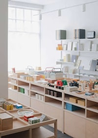 Demountable Wooden Retail Spaces Image 1