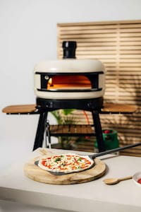 Low-Profile Backyard Pizza Ovens Image 2