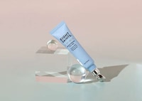 Illuminating Eye Gels