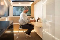 Self-Hitching Electric Camping Trailers Image 8