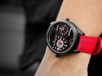 Transparent Eco-Conscious Timepieces Image 4