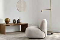 Posture-Maintaining Lounge Chairs