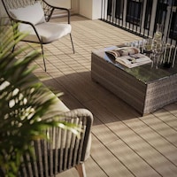 Wood-Resembling Composite Decking Image 1