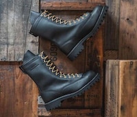 Elegant Protective Work Boots Image 1