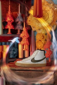 Family Ties-Inspired Dynamic Footwear Image 3