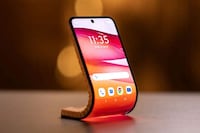 Malleable Wearable Smartphones Image 5