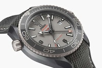 Titanium Ceramic Timepieces Image 3
