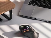 Ergonomic Arc-Shaped Mouses Image 3