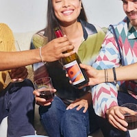 Non-Alcoholic Red Wine Blends Image 3