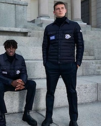 Sporty Luxurious Down Jackets Image 2