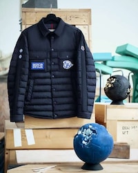 Sporty Luxurious Down Jackets Image 3