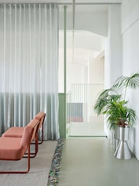 Vibrant Adaptable Workplaces Image 2