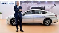UAE-Based Smart Taxis Image 2