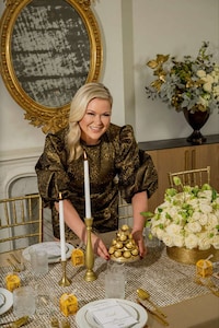 Luxurious Hosting Kits