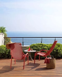 Traditional Vibrant Outdoor Armchairs Image 3