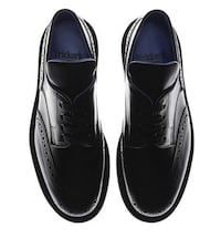 Revamped Classic Winter-Ready Footwear Image 3