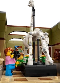 Museum-Replicating Puzzle Sets Image 1