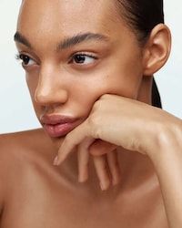 Nourishing Multi-Functional Tints