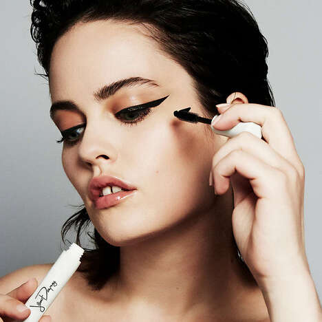 Hybrid Liner-Mascaras