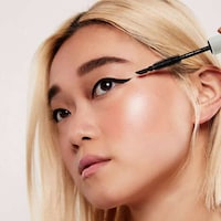 Hybrid Liner-Mascaras Image 2