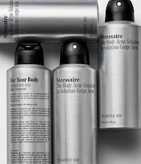 Spray-On Body Acne Serums Image 1