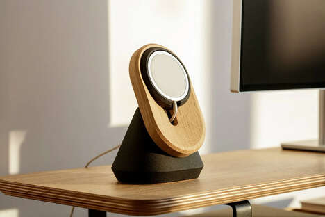 High-End Design Smartphone Docks