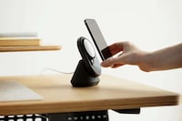 High-End Design Smartphone Docks Image 3